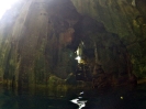 Interno grotta a Nanuya