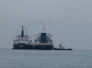 Navi all'ancora nella baia di Batam