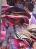 Cappelli in vendita ai templi